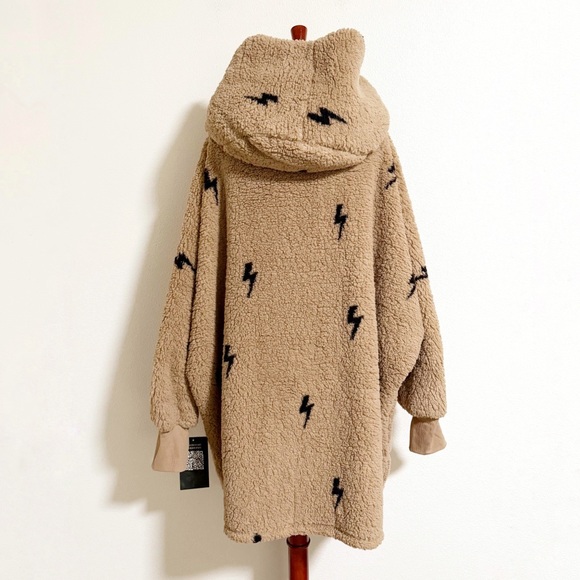 NEW Jill Martin Lightning Bolt Classic Sherpa Lounger Teddy Jacket - Picture 3 of 16